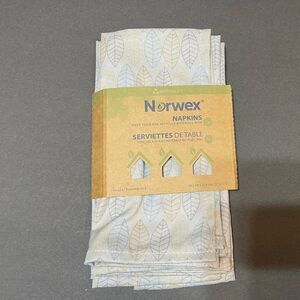 Norwex Napkins Set of 4 Leaves Design NWT